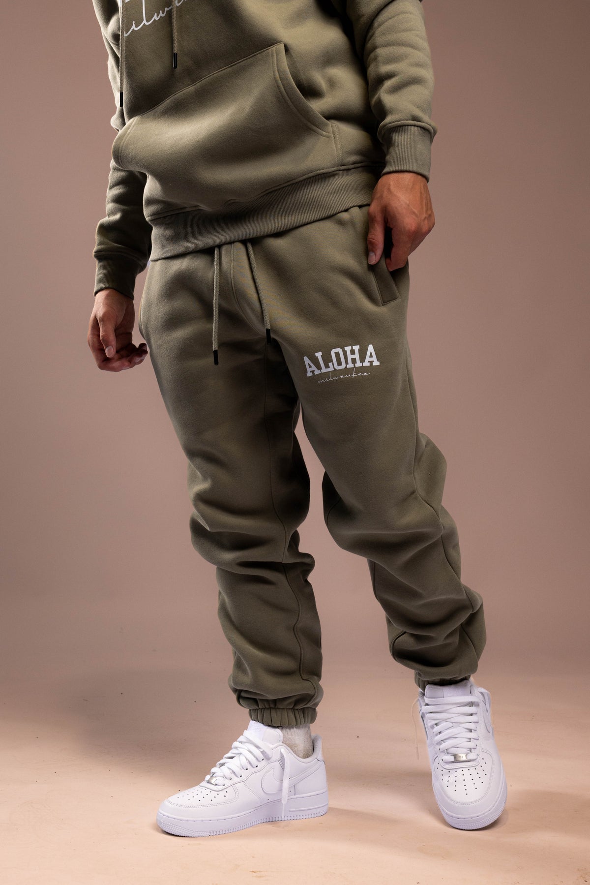 Aloha Milwaukee Premium Heavyweight Joggers (olive coast)